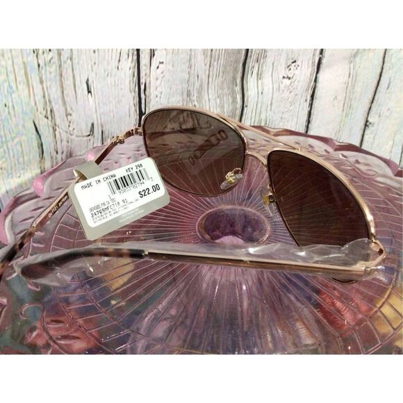 NWT Falls Creek Unisex Aviator Style Sunglasses Gold Metal Frames Brown Lense 10 - Picture 13 of 13